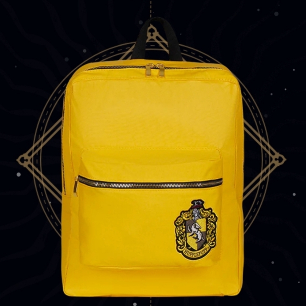 Universal Studios The Wizarding World Of Harry Potter Hufflepuff Backpack NWT